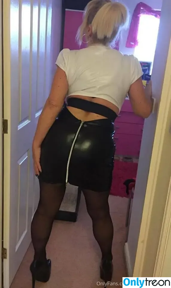 wendyleighultimatevip nude photo #0059 (wendyleigh_official)