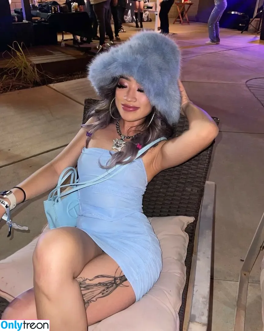 Wendyshang nude photo #0005 (Wendyshang)