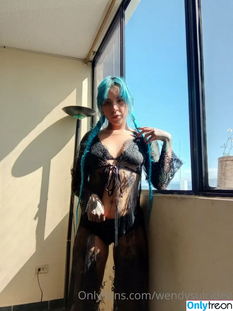 wendysuicideg nude photo #0301 (wendysuicideg)