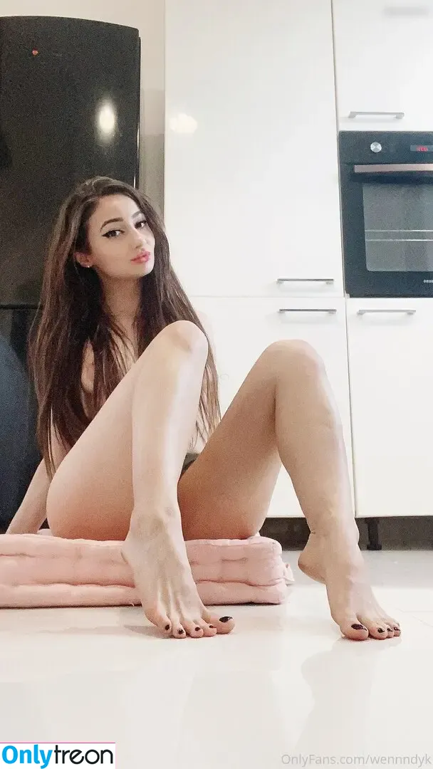 WennndyK nude photo #0031 (WennndyK)