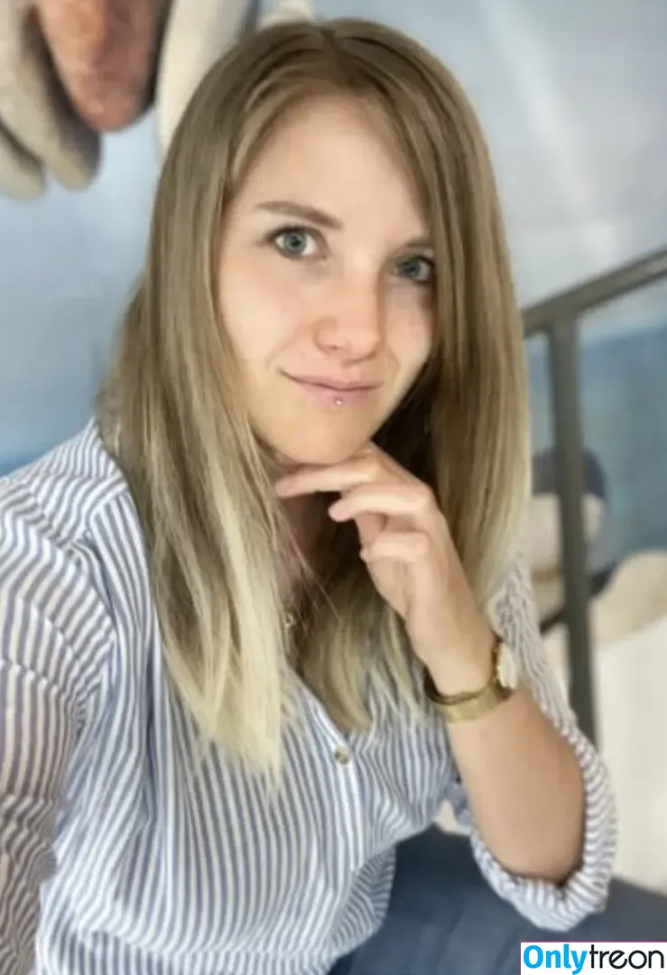Wer ist das blonde Girl? nude photo #0001 (Wer ist das blonde Girl?)