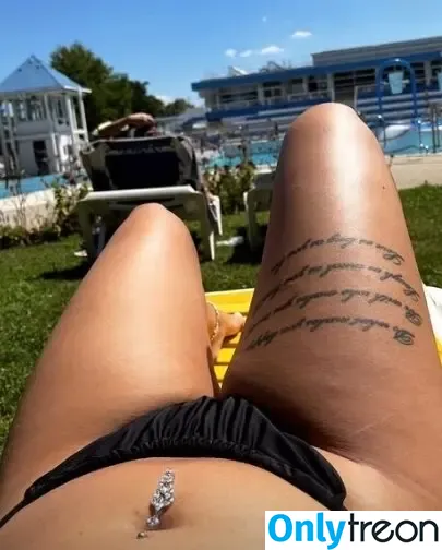 Wer ist das ? nude photo #0297 (mariamarquez495 / mel_ma0211)
