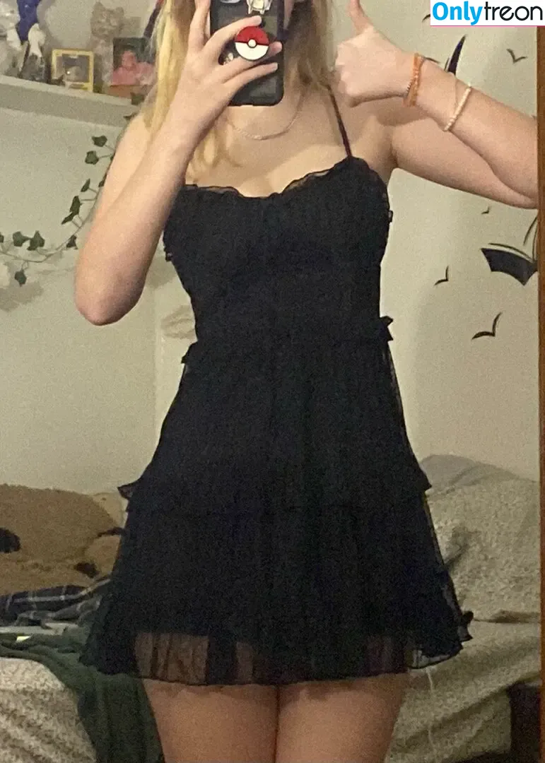Whatdoido1234bb nude photo #0007 (Lily57627790154 / lilykittyxo / stayinspired23)