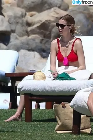 Whitney Port / whitneyeveport nude photo #0055