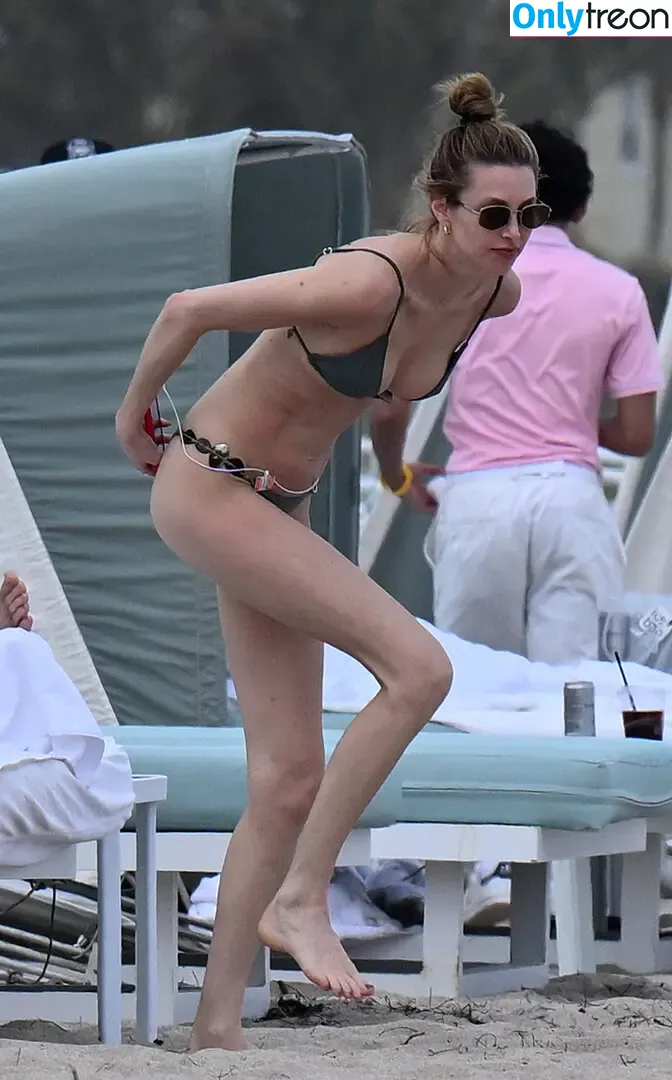Whitney Port nude photo #0008 (whitneyeveport)