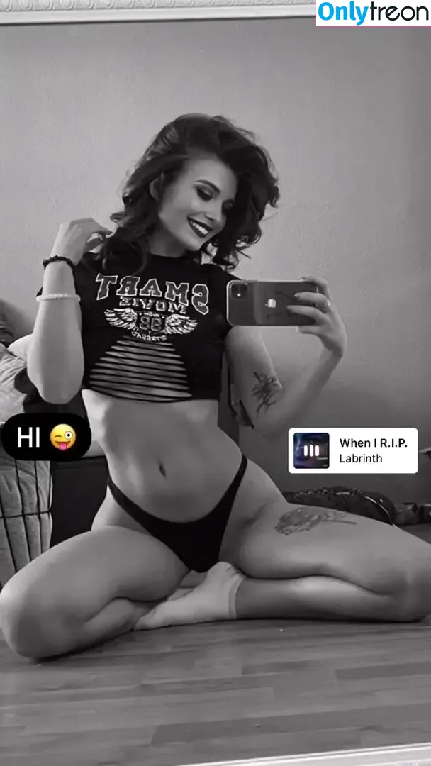 Whois_lin nude photo #0007 (whoislin)