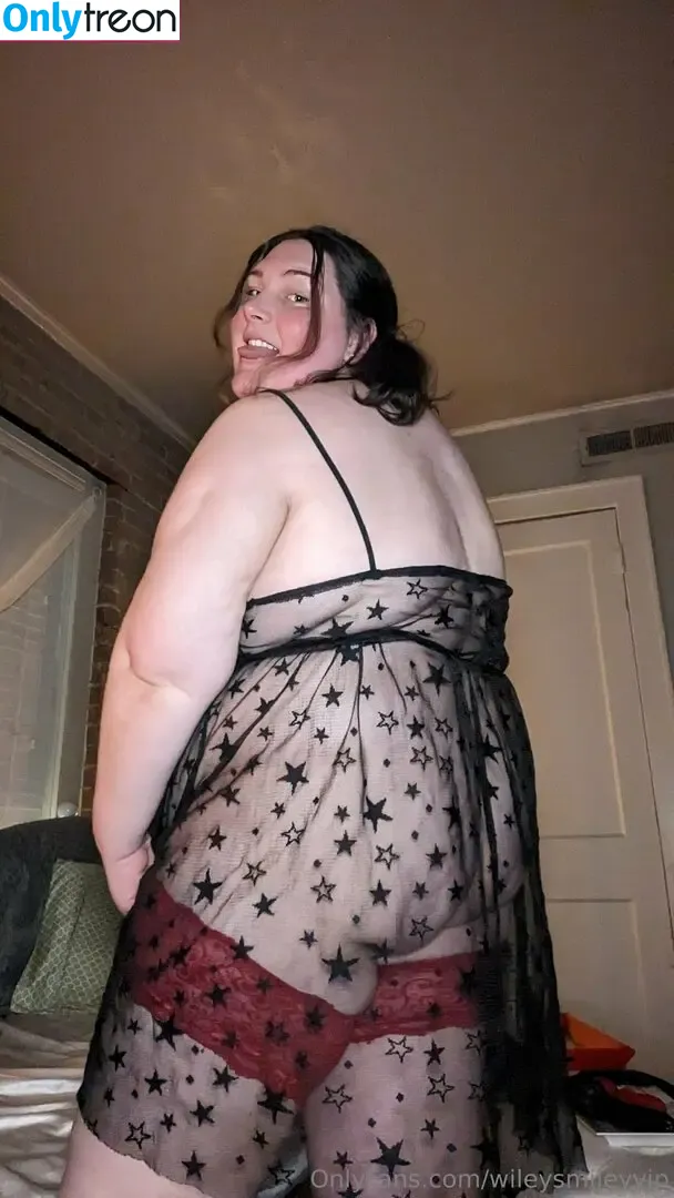 wileysmileyvip nude photo #0013 (hi.wiley)