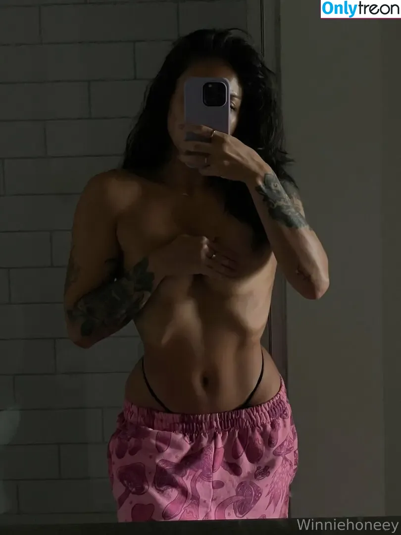 winnieworlddfree nude photo #0082 (winnie_and_family)