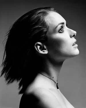 Winona Ryder / winonaryderofficial nude photo #0018