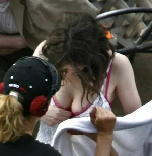 Winona Ryder / winonaryderofficial nude photo #0027