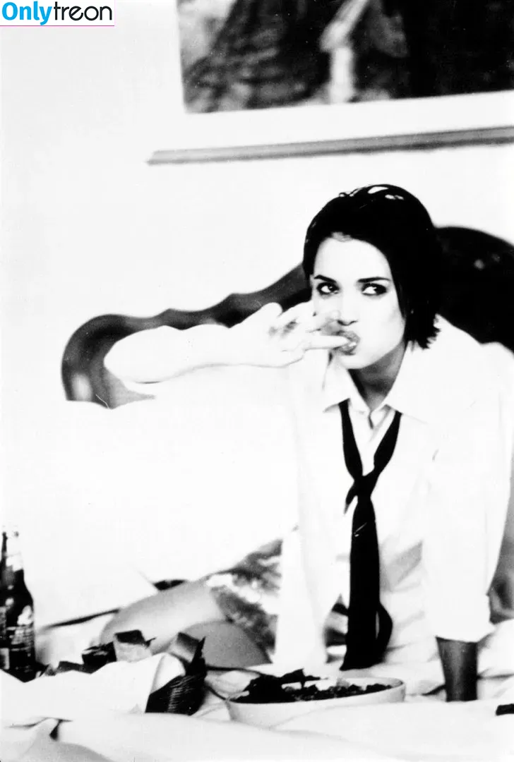 Winona Ryder nude photo #0011 (winonaryderofficial)