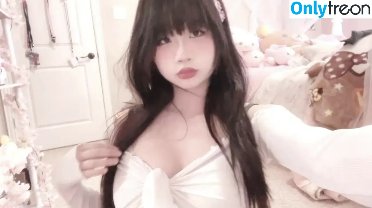 Withoutannie nude photo #0012 (_withoutannie / nuttianni)