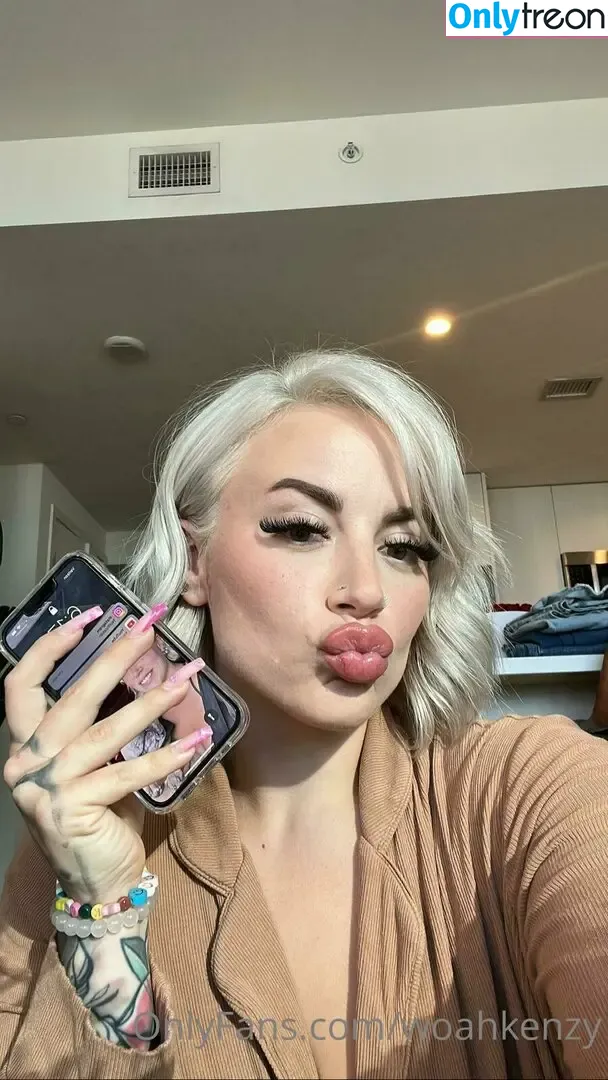 woahkenzy nude photo #0024 (woahkenzyyy)