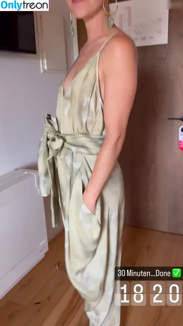 Wolke Hegenbarth nude photo #0079 (wolke_hegenbarth_official)