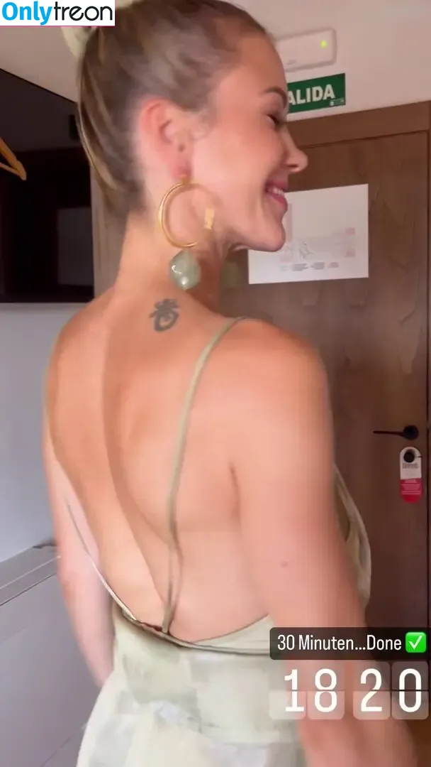 Wolke Hegenbarth nude photo #0080 (wolke_hegenbarth_official)