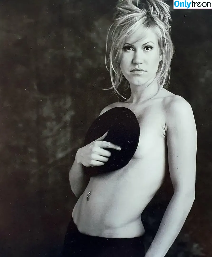 Wolke Hegenbarth nude photo #0110 (wolke_hegenbarth_official)
