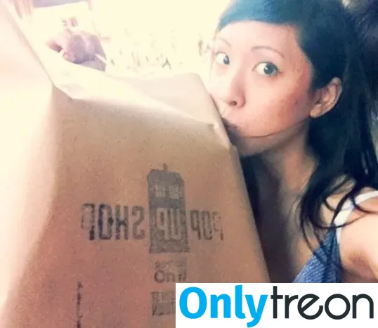 Women4chan nude photo #0008 (Women4chan)