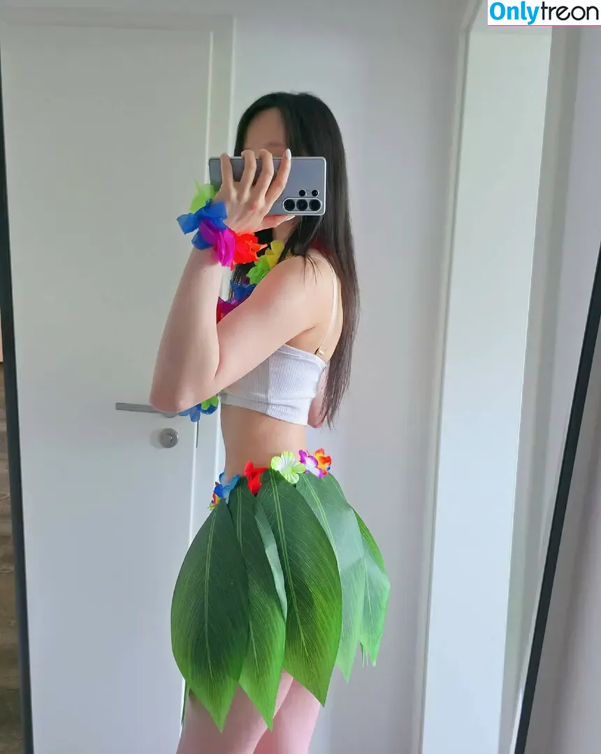 Wonnikon nude photo #0078 (Wonni__)