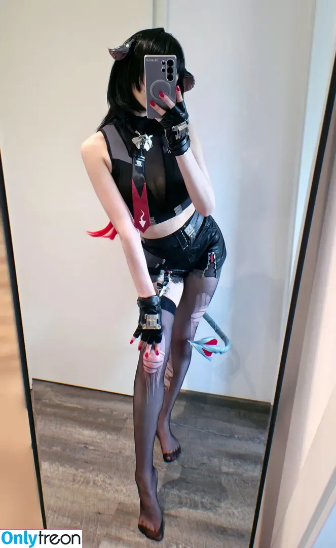 Wonnikon nude photo #0087 (Wonni__)
