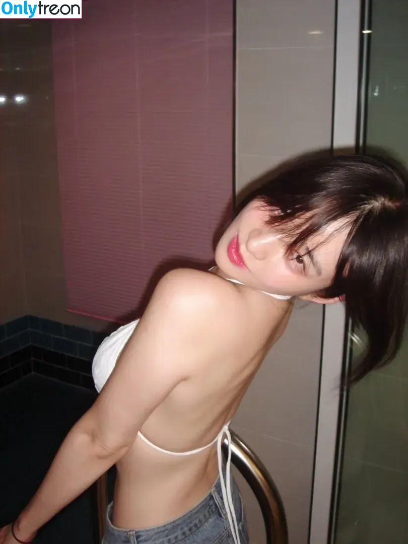 Woohyeon nude photo #0760 (KimWooHye0n / Leeheeeun / woohye0n)