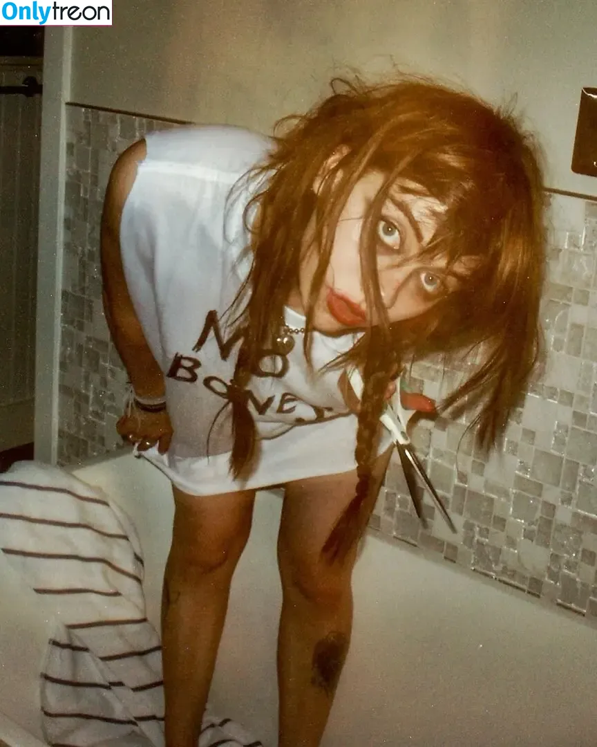 wormsheriff nude photo #0100 (Olivia O)