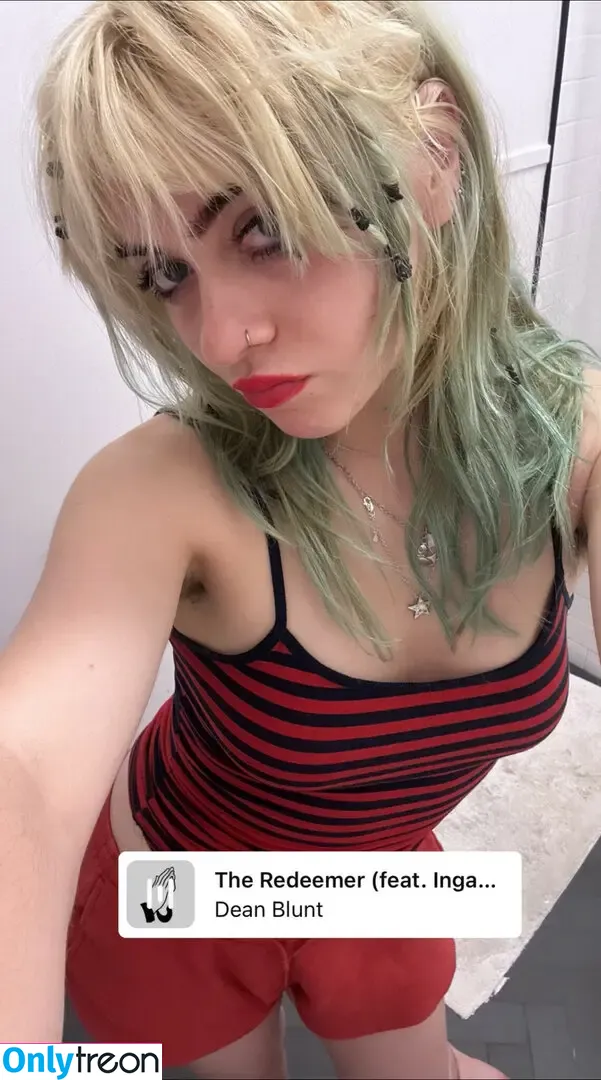 wormsheriff nude photo #0113 (Olivia O)
