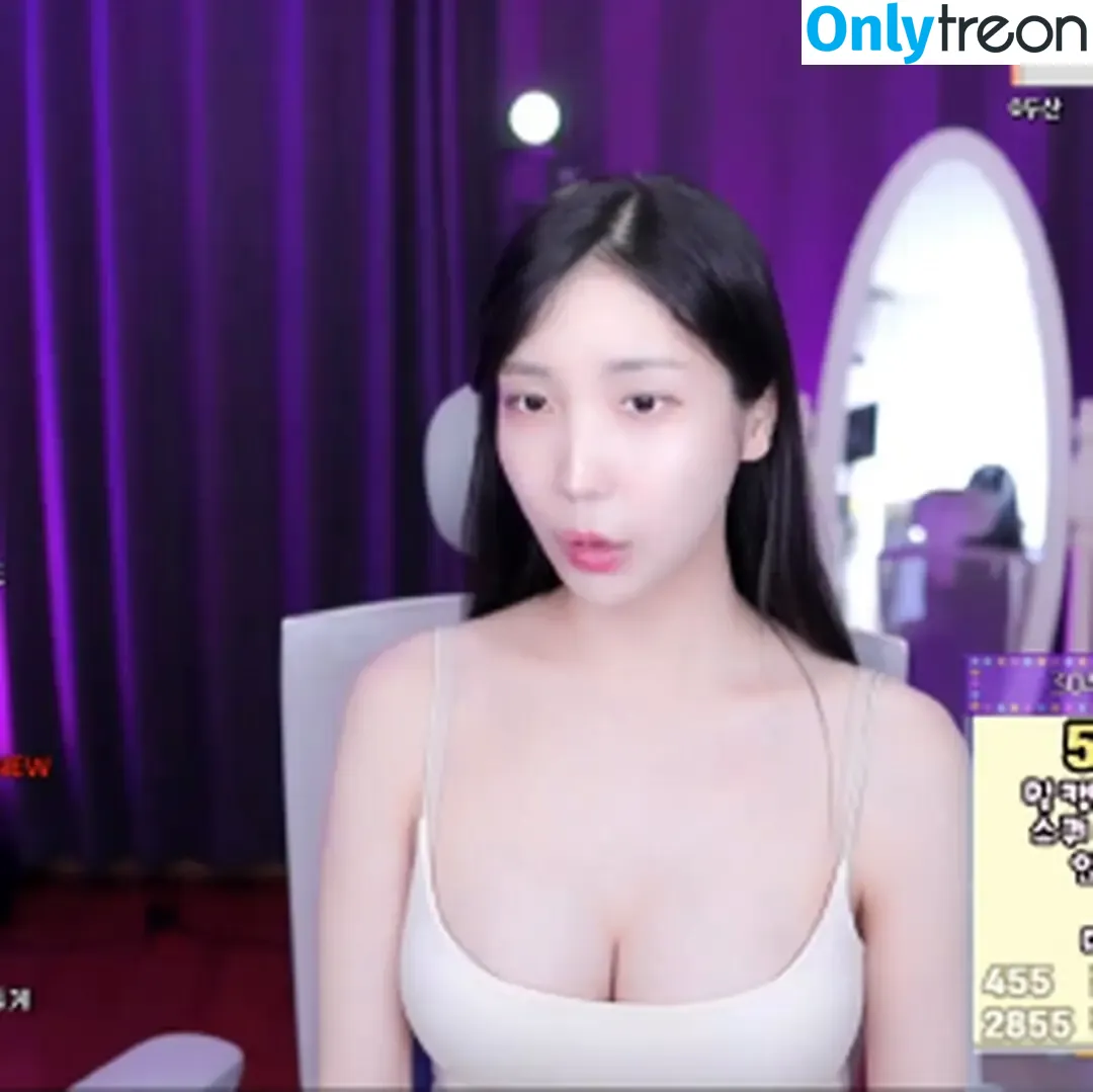 wotndi12 nude photo #0003 (tawilliams12 / 온온)