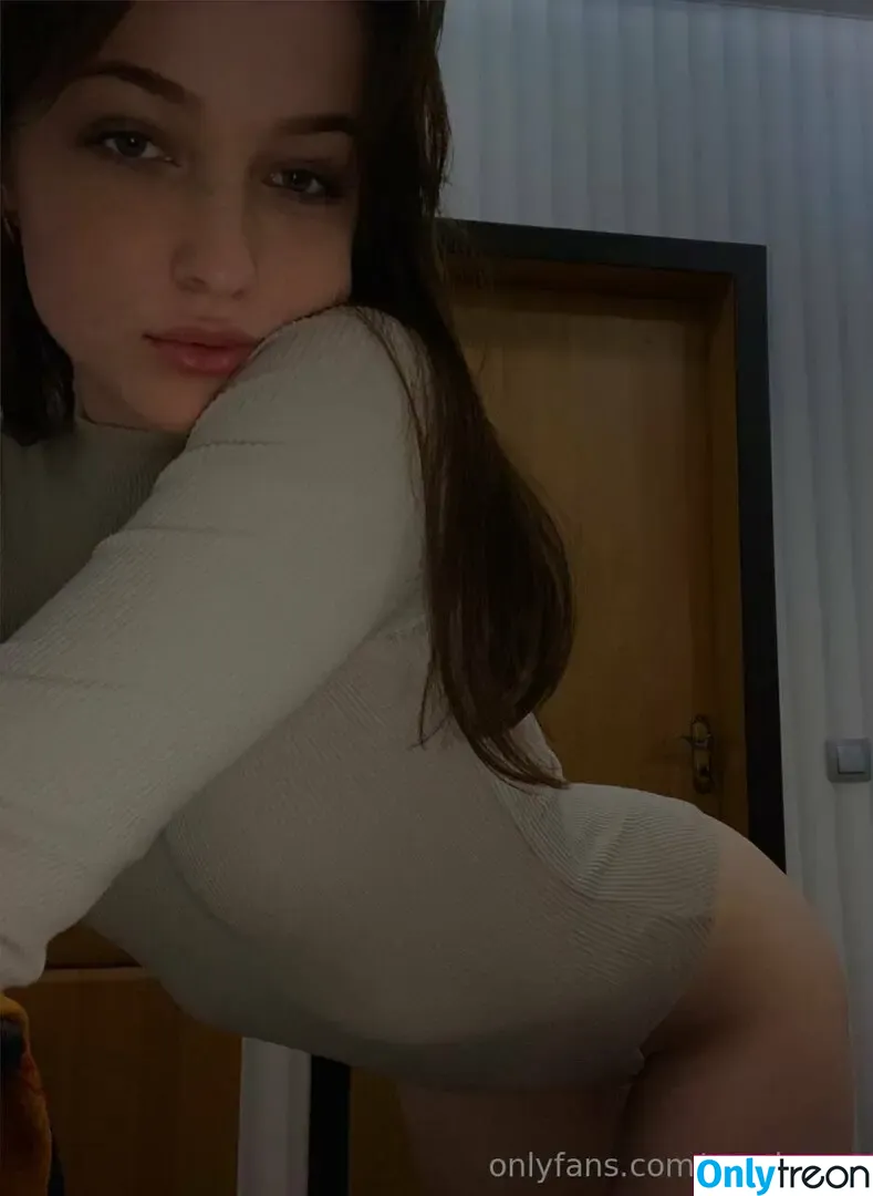 wowimmma nude photo #0124 (wowimmmma)