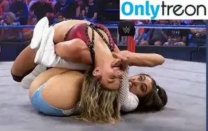Wren Sinclair / Madi Wrenkowski / wrensinclairwwe nude photo #0001