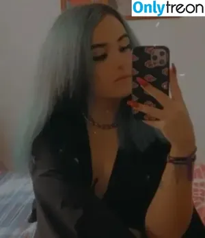  nude photo #0004