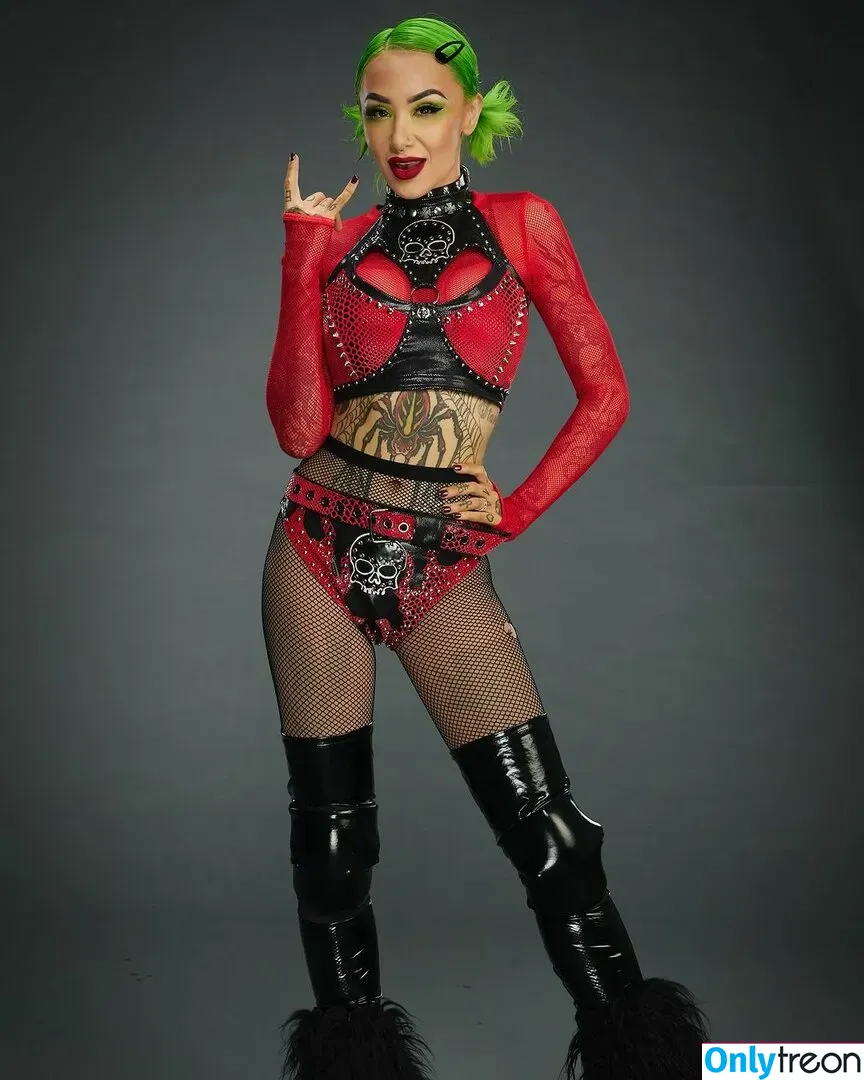 WWE Shotzi nude photo #0090 (Shotzi Blackheart / ShotziWWE)