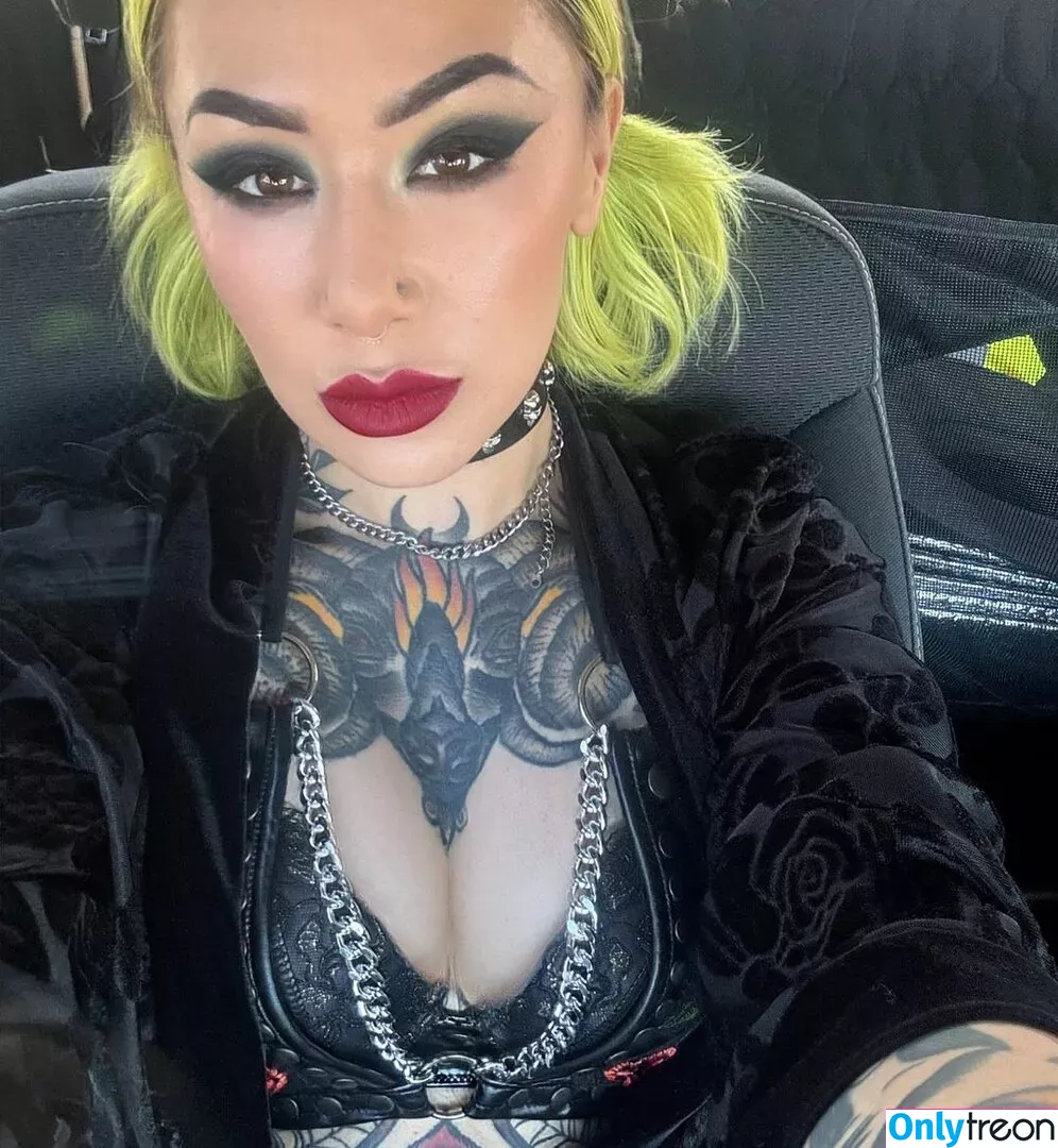 WWE Shotzi nude photo #0106 (Shotzi Blackheart / ShotziWWE)