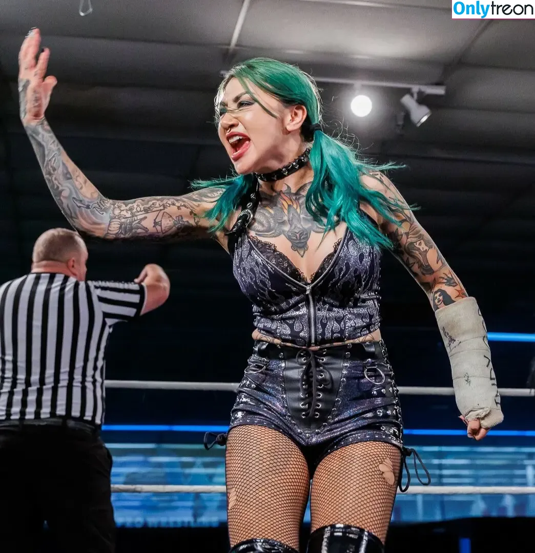 WWE Shotzi nude photo #0275 (Shotzi Blackheart / ShotziWWE)