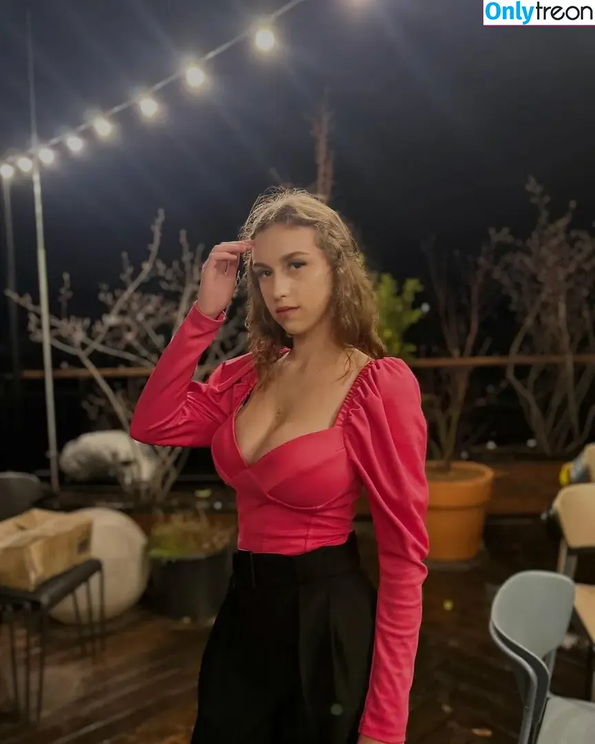 wxnetta nude photo #0007 (northwestganja / wxnetta2)