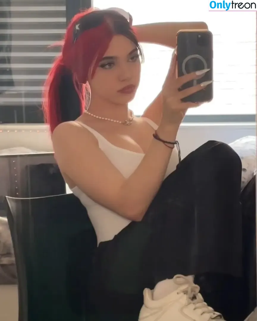 Wxsteoftiime nude photo #0008 (Wxsteoftiime)