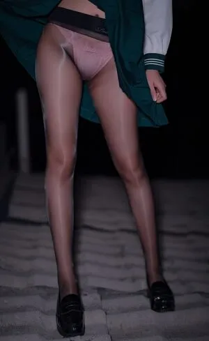  nude photo #0001