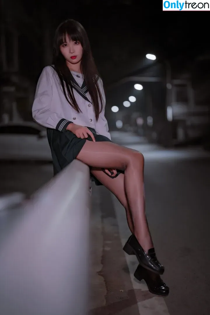Xansoon nude photo #0023 (Xansoon)
