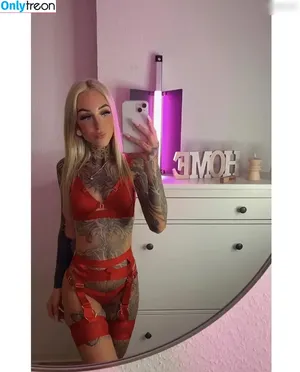 xBad_xmoni / bad.xmoni / xbad.xmoni nude photo #0036