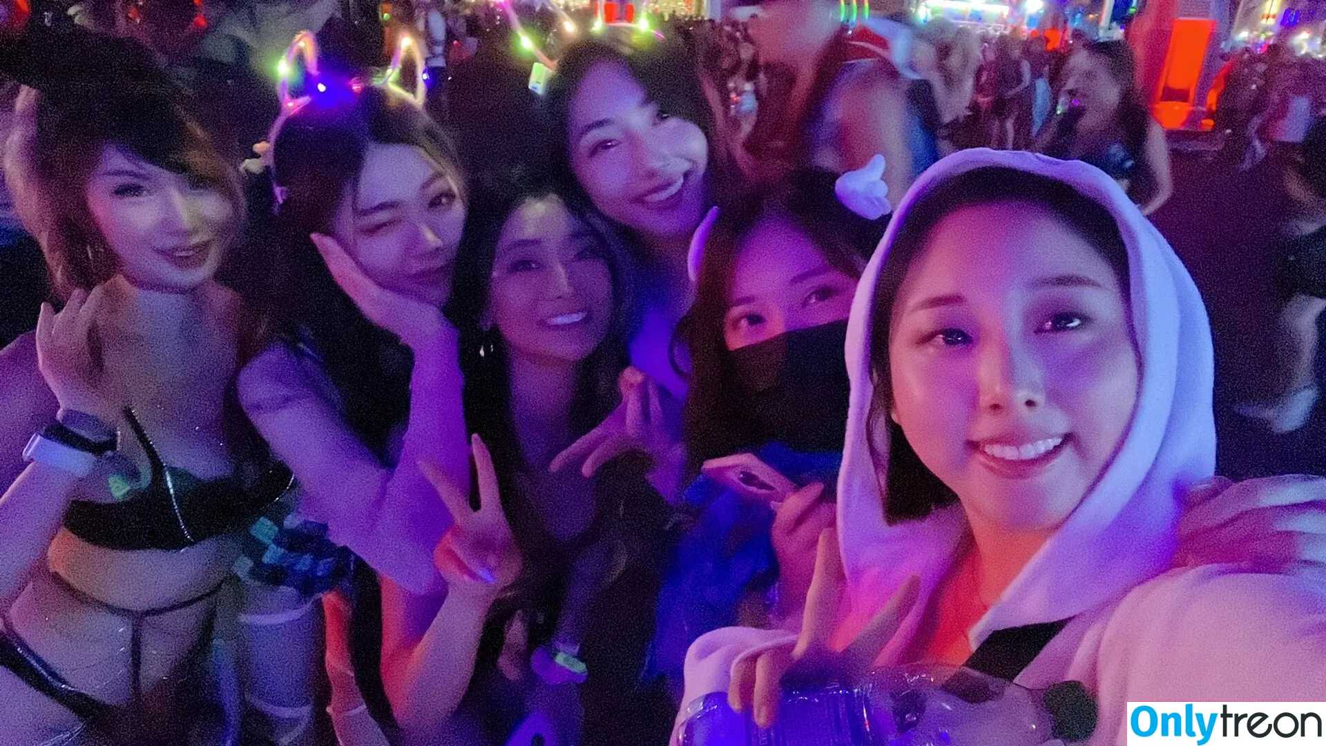 xChocobars nude photo #0073 (Janetrose / janetrosee)