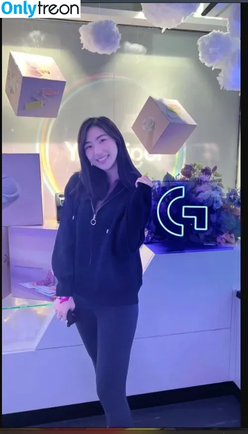 xChocobars nude photo #0145 (Janetrose / janetrosee)