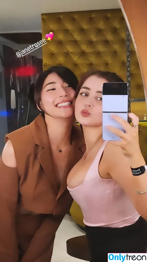 xChocobars nude photo #0158 (Janetrose / janetrosee)