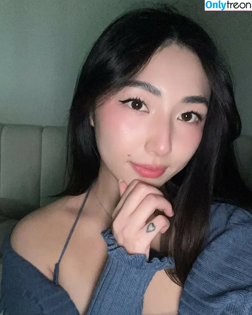 xChocobars nude photo #0336 (Janetrose / janetrosee)