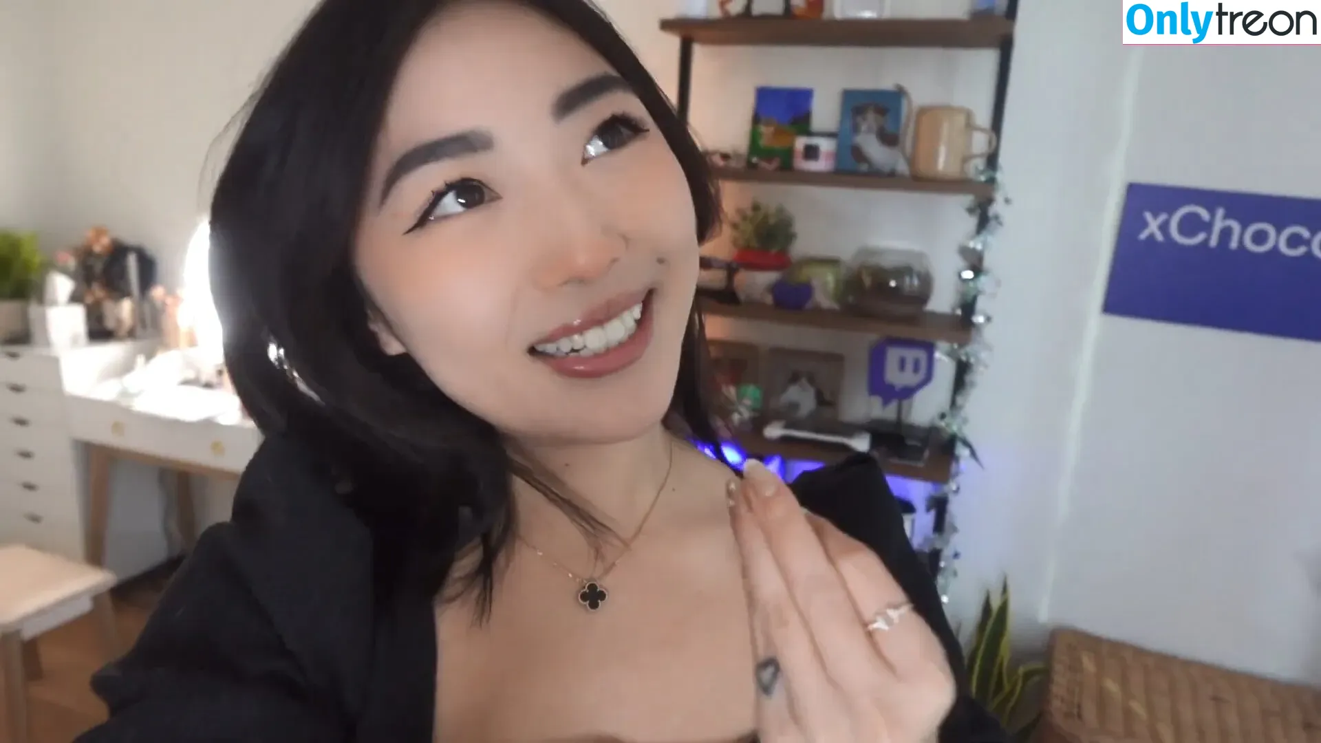 xChocobars nude photo #0351 (Janetrose / janetrosee)