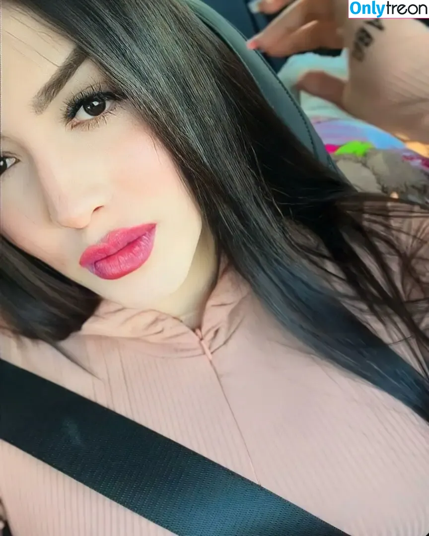Xefer Nawmi nude photo #0004 (xefer_nawmi)