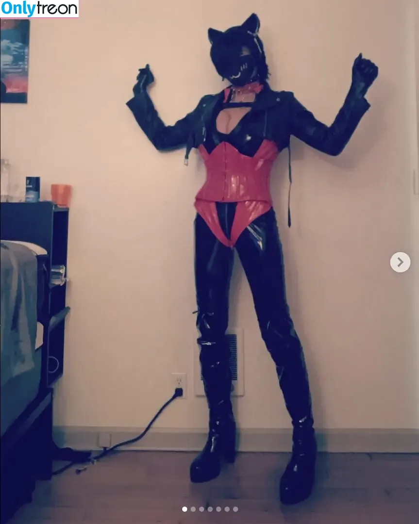 xena.the.wolven.futa nude photo #0002 (xena.the.wolven.futa)