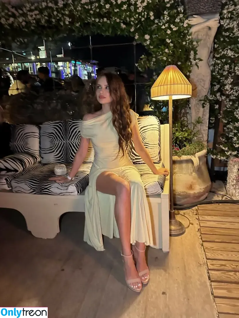 Xenia Tchoumi nude photo #0185 (xenia / xeniatchoumi)