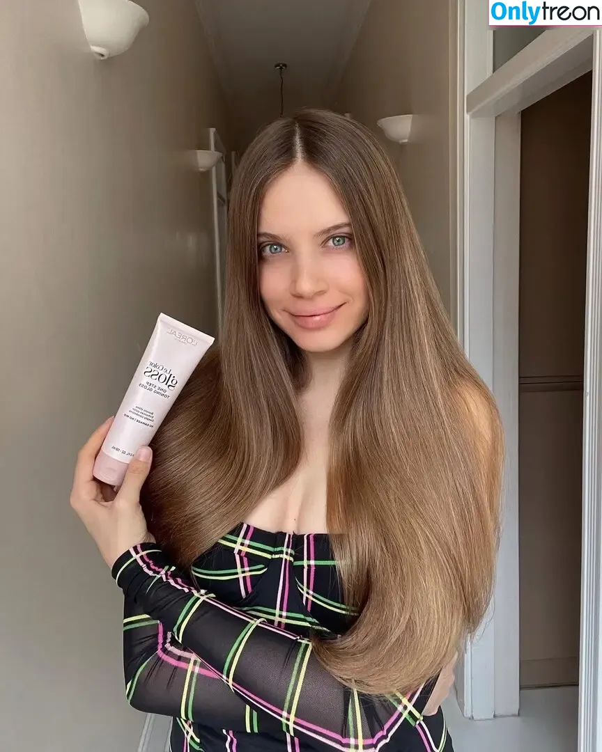 Xenia Tchoumitcheva nude photo #0153 (xenia / xeniatchoumi)