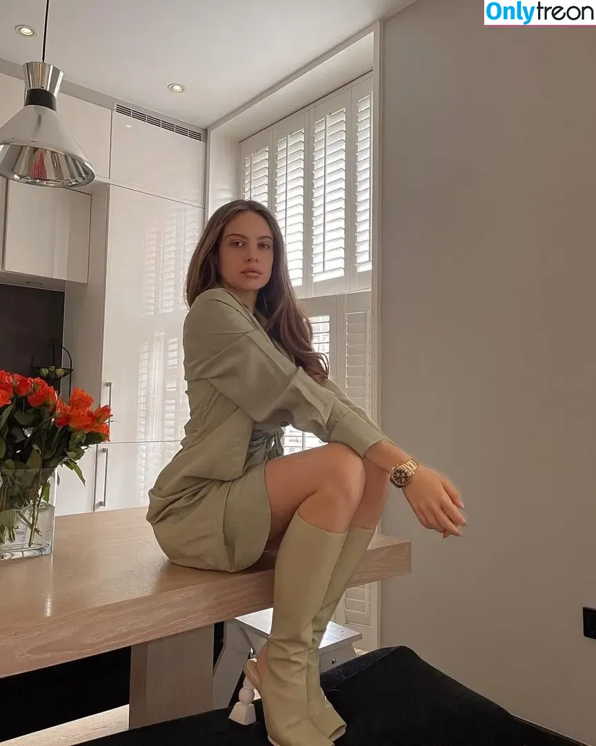 Xenia Tchoumitcheva nude photo #0170 (xenia / xeniatchoumi)