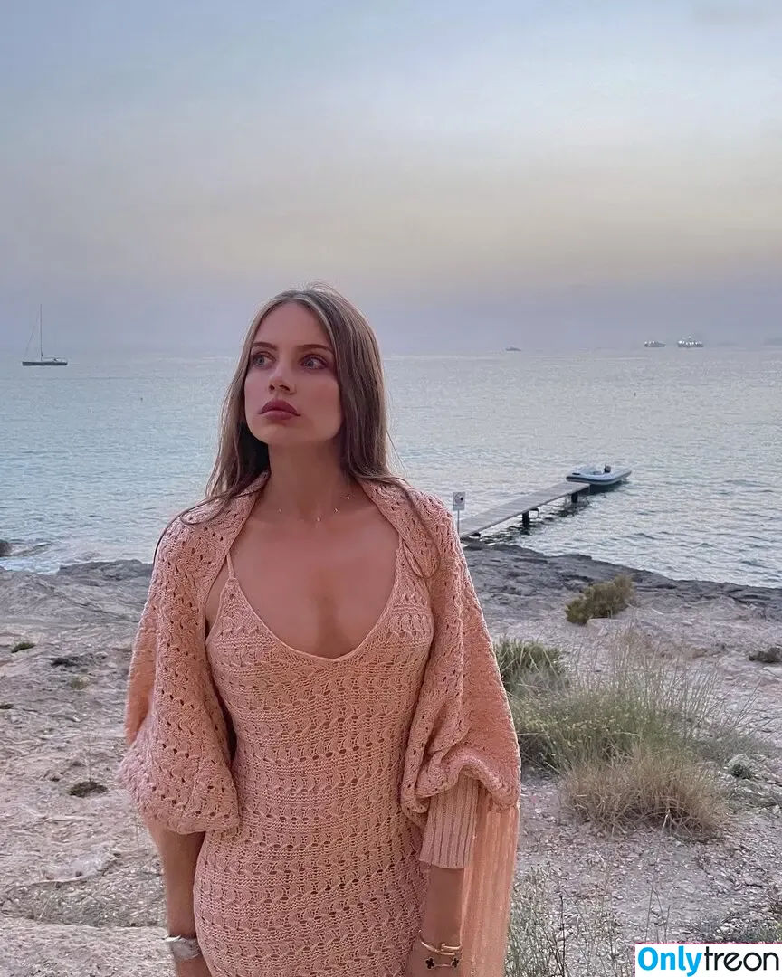 Xenia Tchoumitcheva nude photo #0227 (xenia / xeniatchoumi)