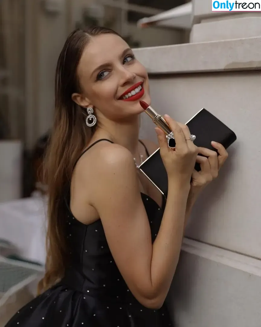 Xenia Tchoumitcheva nude photo #0271 (xenia / xeniatchoumi)